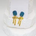 Long Bows of Blue